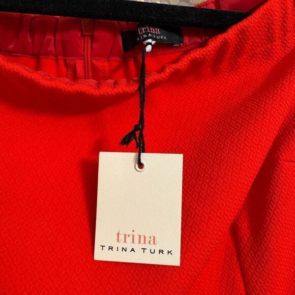Trina Turk Bright Neon Red Orange Miley Off Shoulder Bell Sleeve Dress 2 NWT - Picture 3 of 7